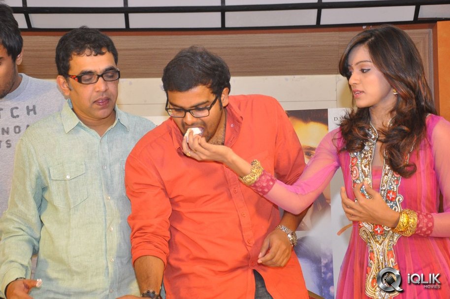 Prema-Ishq-Kaadhal-Success-Meet